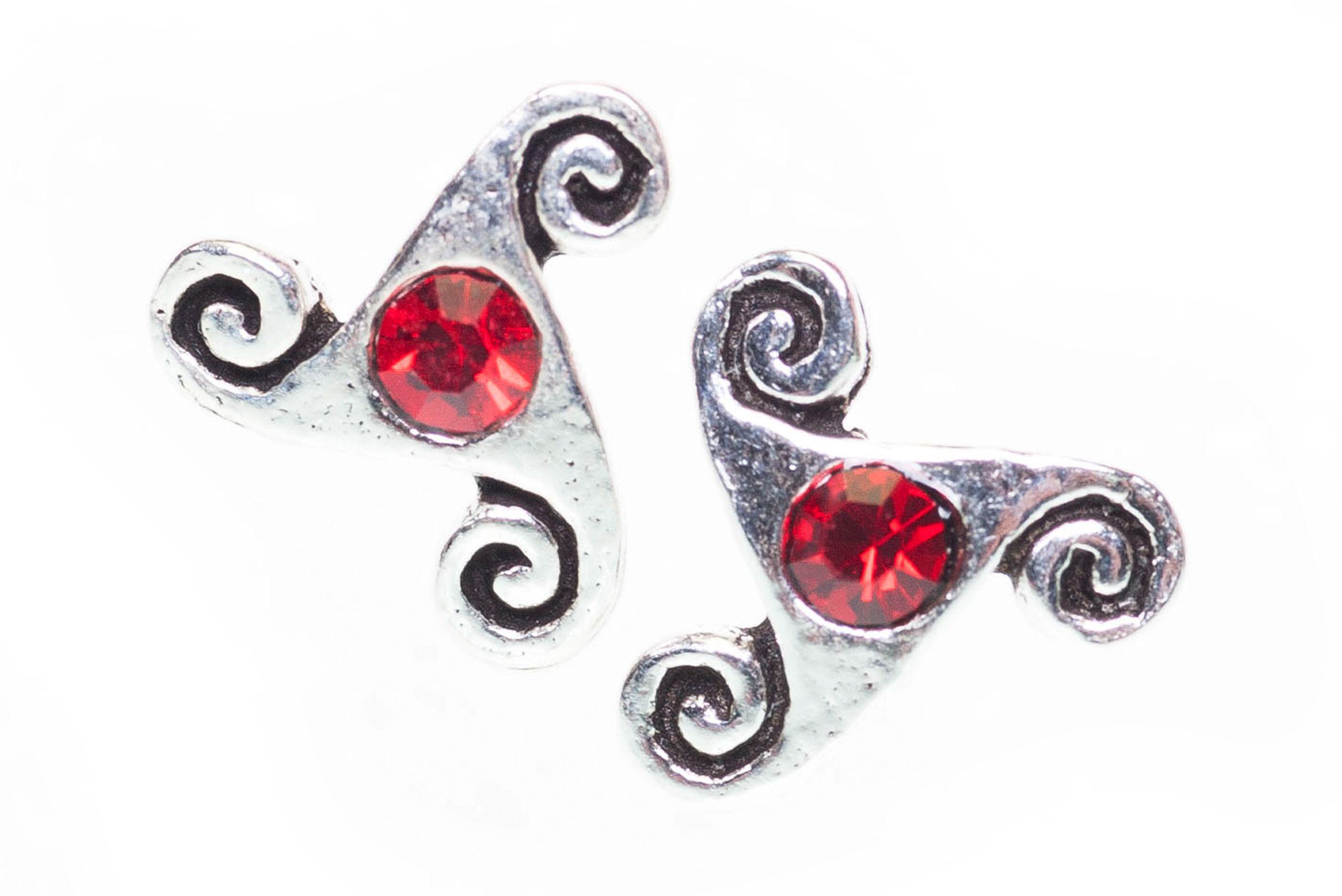 Ear studs TRISKEL with red crystal 6 mm silver - ost42-2