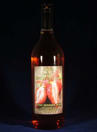 Frejas Erdbeertraum - Wein-Mischgetränk - 12,0 % - 0,75 Liter